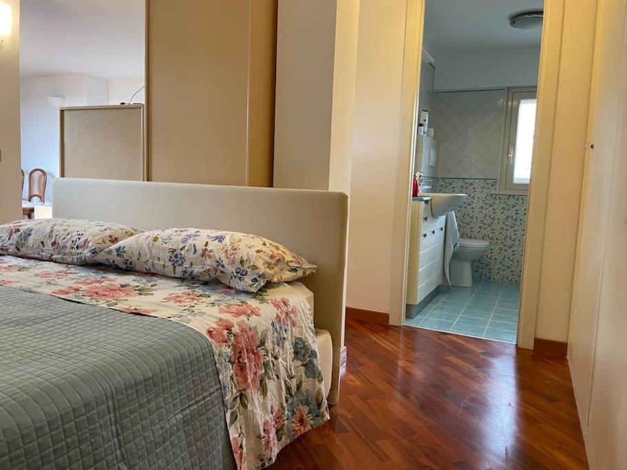 Trastevere Lenci House ローマ エクステリア 写真